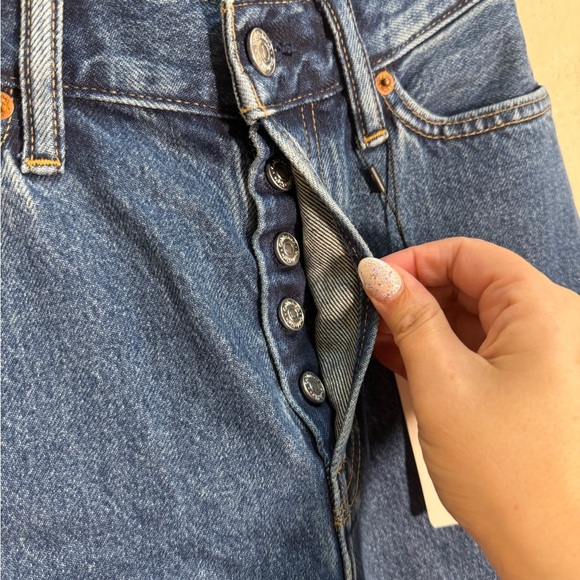 Calvin Klein Twisted Hem Retro Fit High Rise Jeans 27” inseam size 24 NWT - Picture 3 of 10